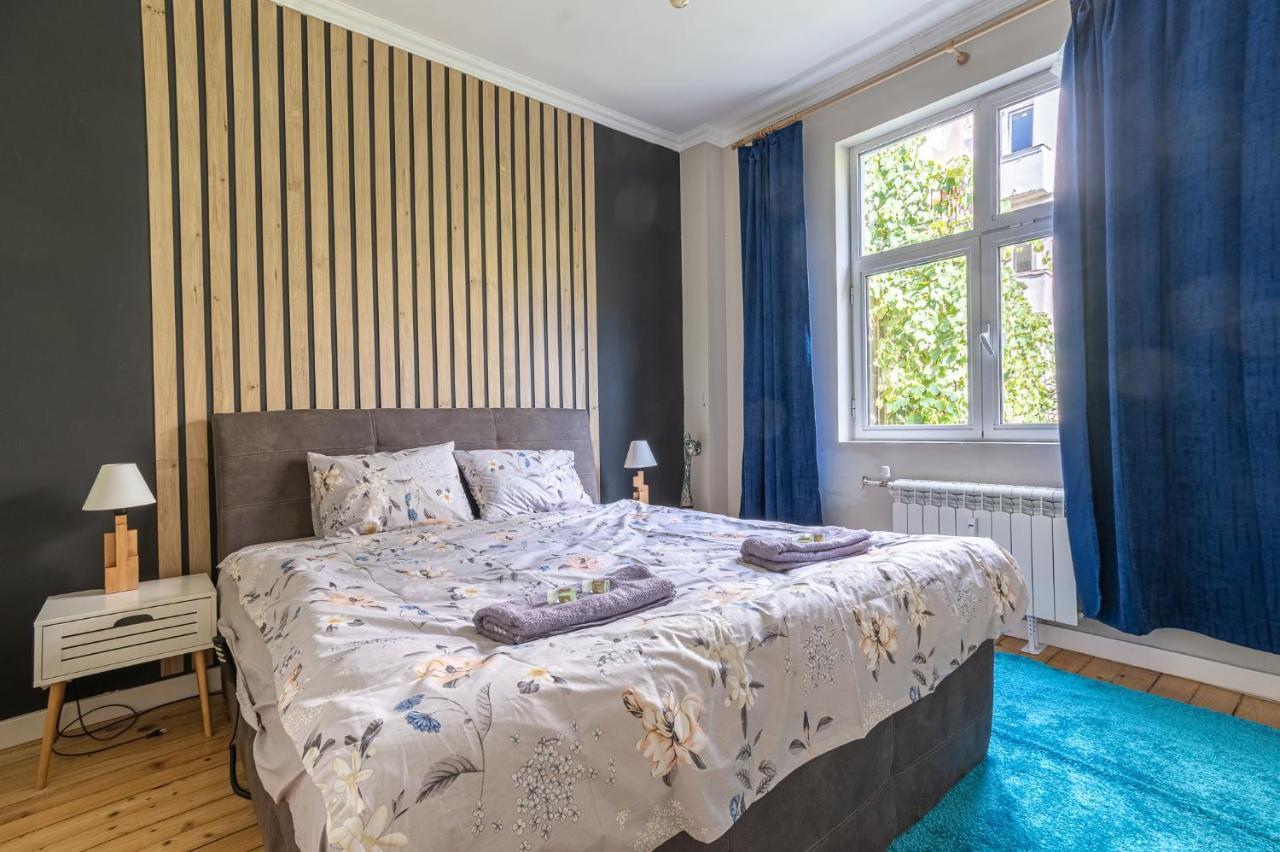 5 Seconds Away From The Main Street, Free Secured Parking Apartment Sofia